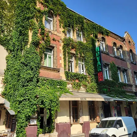 Lägenhet 6-pack In The Party District Budapest