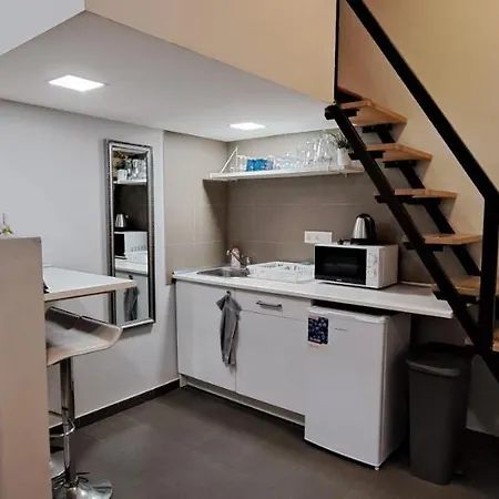 6-pack In The Party District Apartment Budapest